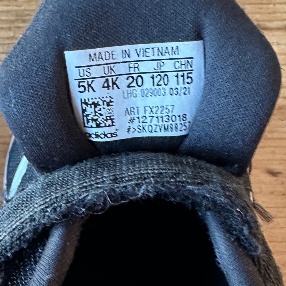 Adidas Sneaker Toddler Size 5 bundle - Picture 9 of 10